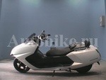     Yamaha Maxam 2005  2